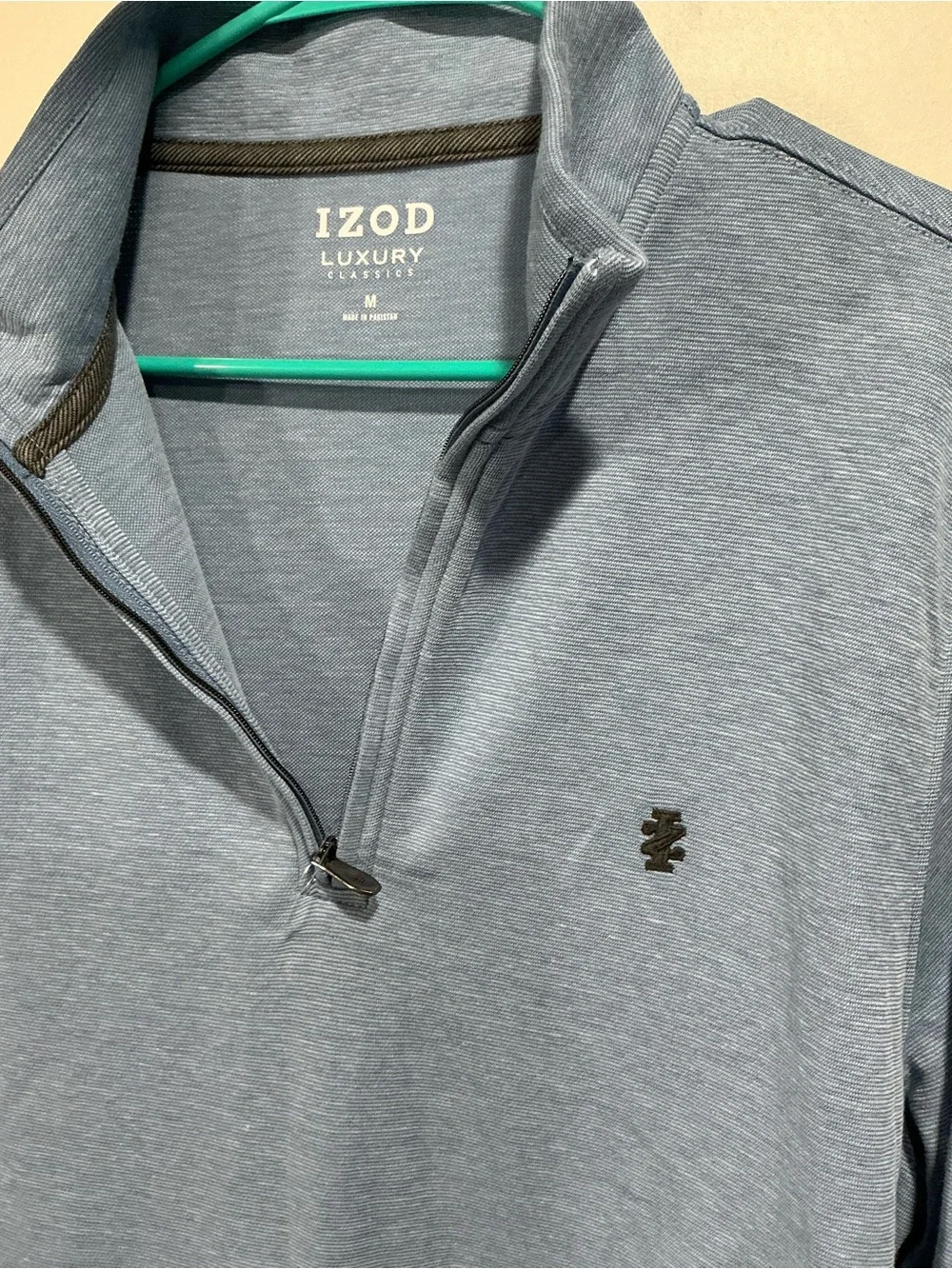 Izod Men's Sky Blue Quarter-Zip Pullover